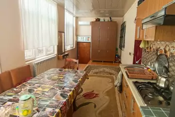 Satılır Həyət Evi 49-cu Məhəllədə