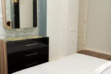 Aylıq Kirayə Yeni Tikili şərq Bazarında