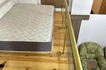 Aylıq Kirayə Köhnə Tikili Mərkəzdə