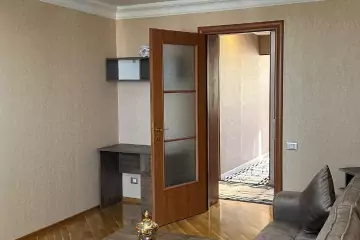 Aylıq Kirayə Köhnə Tikili İçərişəhərdə