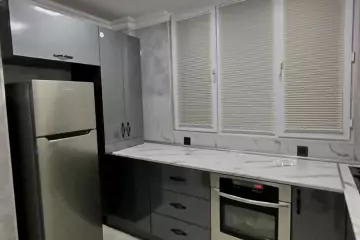 Satılır Köhnə Tikili Gənclikdə