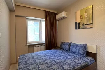 Aylıq Kirayə Köhnə Tikili Mərkəzdə