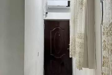 Aylıq Kirayə Köhnə Tikili Mərkəzdə