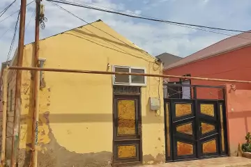 Satılır Həyət Evi Yeni Ramana Qəsəbəsida