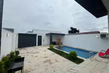 Satılır Bağ Evi şüvəlanda