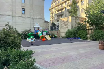 Aylıq Kirayə Yeni Tikili Ağ şəhər Kompleksində