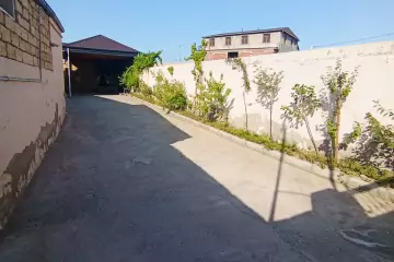 Satılır Həyət Evi 49-cu Məhəllədə