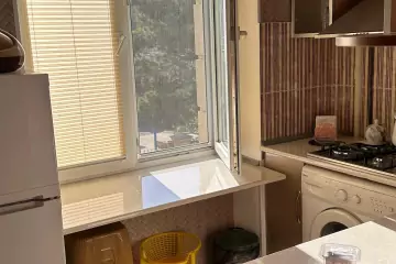 Aylıq Kirayə Köhnə Tikili İçərişəhərdə