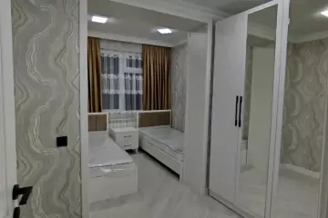 Satılır Köhnə Tikili Gənclikdə