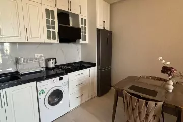 Satılır Yeni Tikili Heydər əliyev Mərkəzində