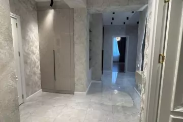 Satılır Yeni Tikili Elmler Akademiyasıda
