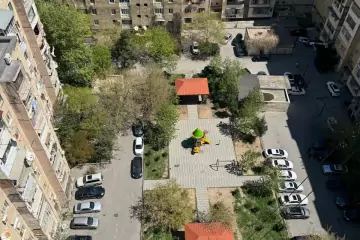 Satılır Yeni Tikili Elmler Akademiyasıda