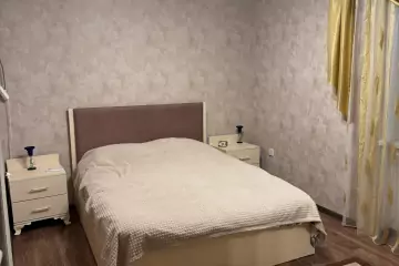 Aylıq Kirayə Köhnə Tikili Cavanşir Küçəsində