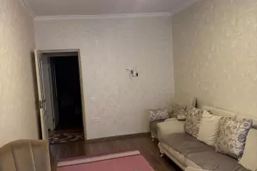 Aylıq Kirayə Köhnə Tikili Cavanşir Küçəsində