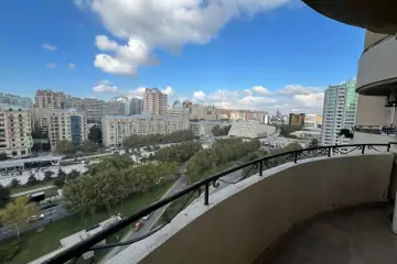 Aylıq Kirayə Yeni Tikili Mərkəzdə