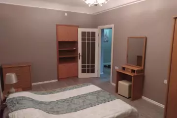Satılır Köhnə Tikili İzmir Parkı