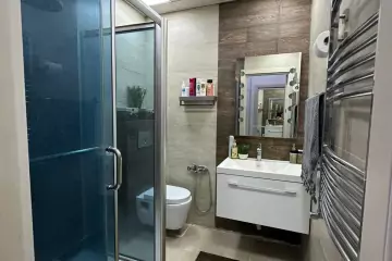 Satılır Yeni Tikili Neftçi Bazasında