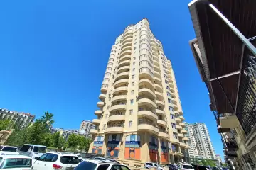 Aylıq Kirayə Yeni Tikili Mərkəzdə