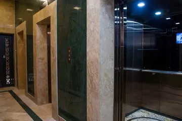 Satılır Yeni Tikili Elmler Akademiyasıda