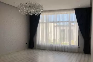 Satılır Bağ Evi Novxanıda
