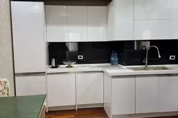 Aylıq Kirayə Yeni Tikili Ağ şəhər Kompleksində