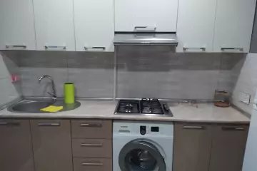 Satılır Köhnə Tikili İzmir Parkı