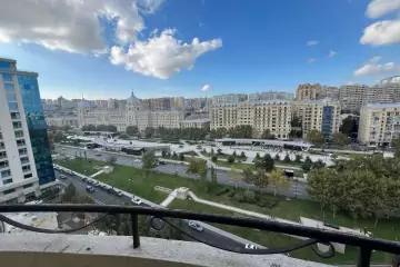 Aylıq Kirayə Yeni Tikili Mərkəzdə