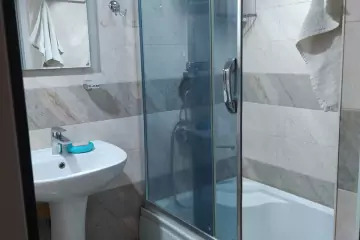 Satılır Köhnə Tikili İzmir Parkı