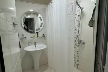 Aylıq Kirayə Köhnə Tikili Cavanşir Küçəsində