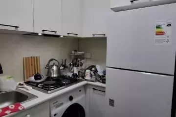 Satılır Köhnə Tikili Gənclikdə