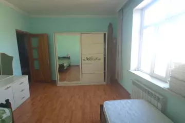 Satılır Həyət Evi Zabrat Qəsəbəsida