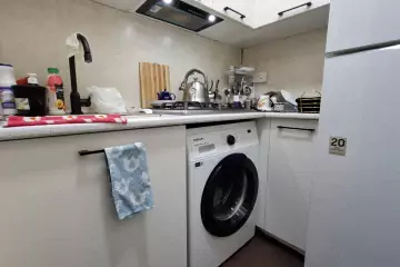 Satılır Köhnə Tikili Gənclikdə