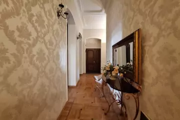 Satılır Köhnə Tikili Axundov Bağında