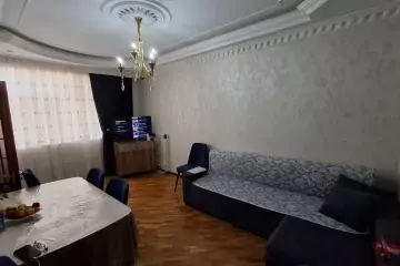 Satılır Köhnə Tikili Gənclikdə