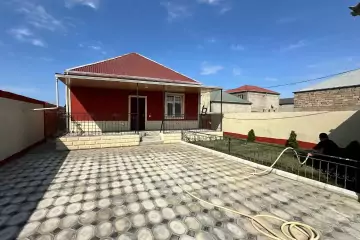 Satılır Həyət Evi Savalan Qəsəbəsida 