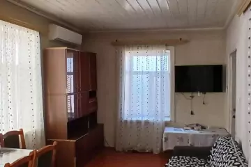 Satılır Həyət Evi Buzovnada