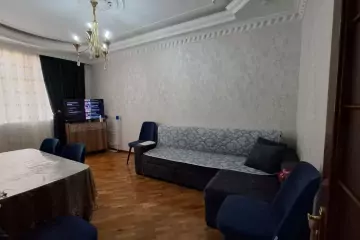 Satılır Köhnə Tikili Gənclikdə