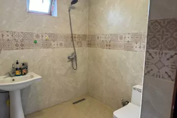 Satılır Bağ Evi Bilgəhdə