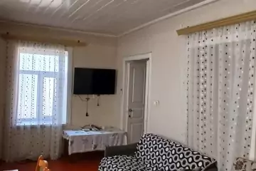 Satılır Həyət Evi Buzovnada