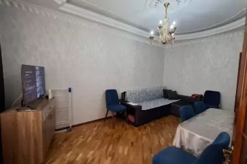 Satılır Köhnə Tikili Gənclikdə