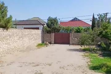 Satılır Həyət Evi Buzovnada
