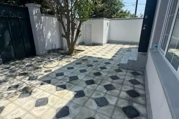 Satılır Həyət Evi Buzovnada