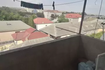 Satılır Köhnə Tikili Biləcəridə