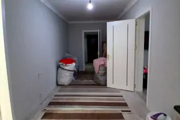 Satılır Bağ Evi Binədə