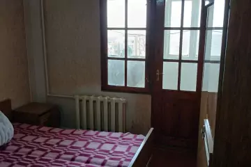 Satılır Köhnə Tikili Yeni Günəşlidə