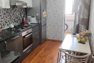 Satılır Köhnə Tikili Biləcəridə