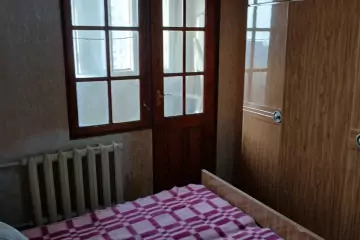 Satılır Köhnə Tikili Yeni Günəşlidə