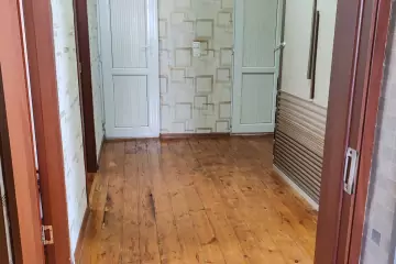 Satılır Köhnə Tikili Biləcəridə