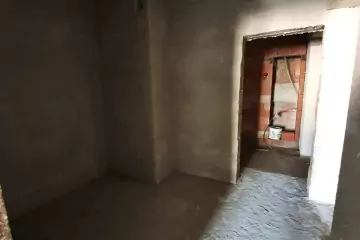 Satılır Yeni Tikili 9-cu Mikrorayonda