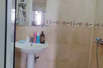 Satılır Köhnə Tikili Biləcəridə